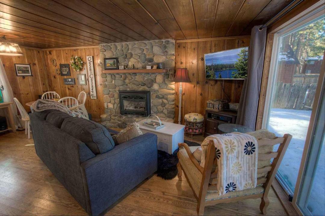 Photo of Livingroom in Al Tahoe