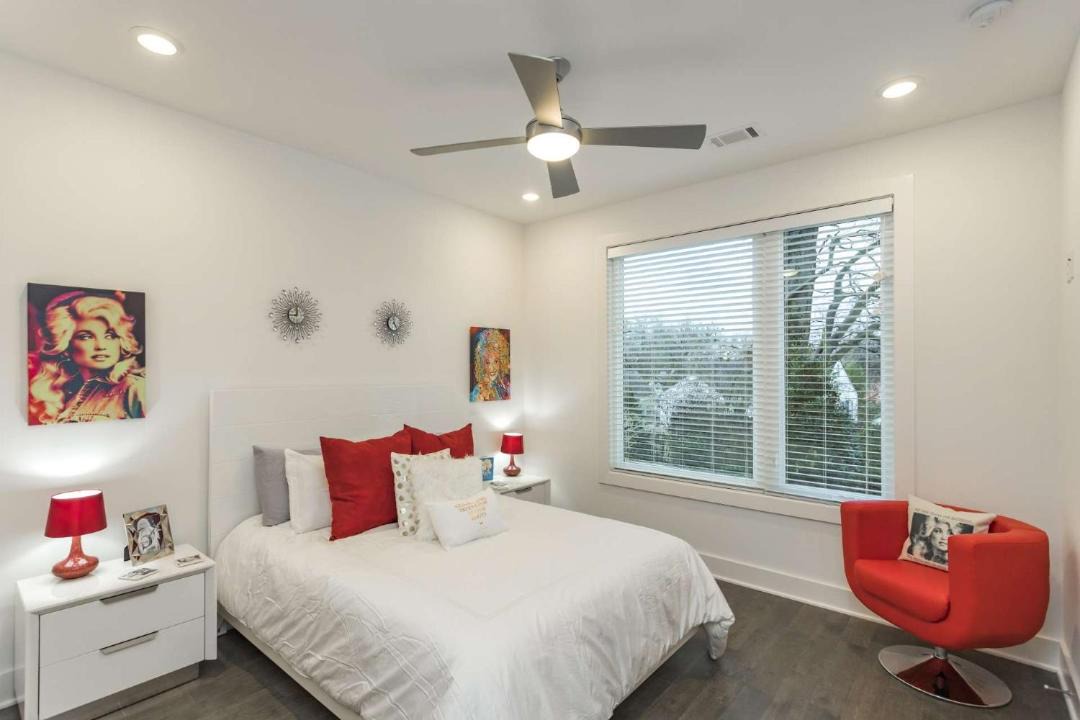Photo of Bedroom in Inglewood