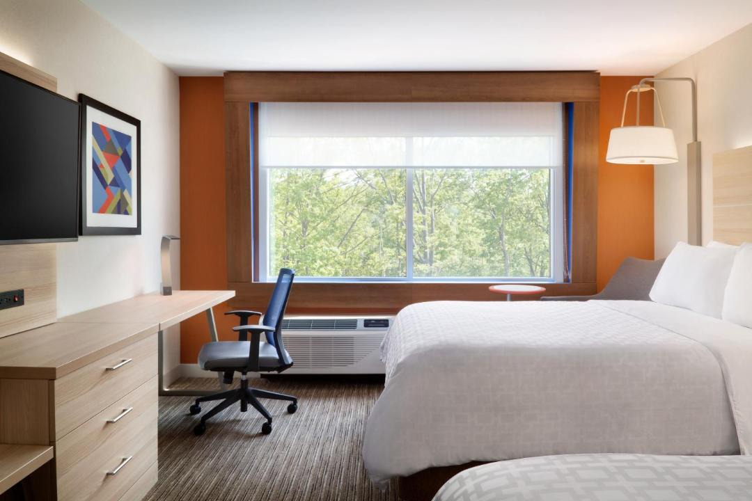 Photo of Bedroom in Grandville