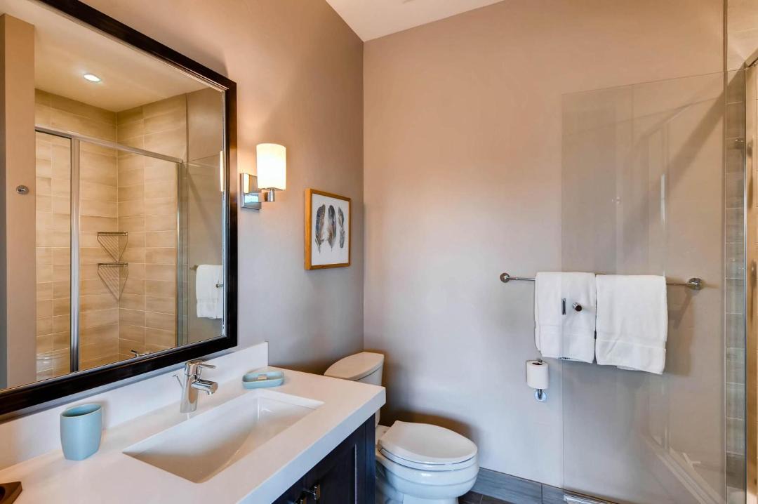 Photo of Bathroom in Fairmount On The River