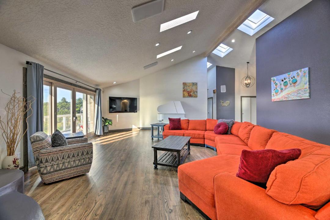 Photo of Livingroom in Agate Beach