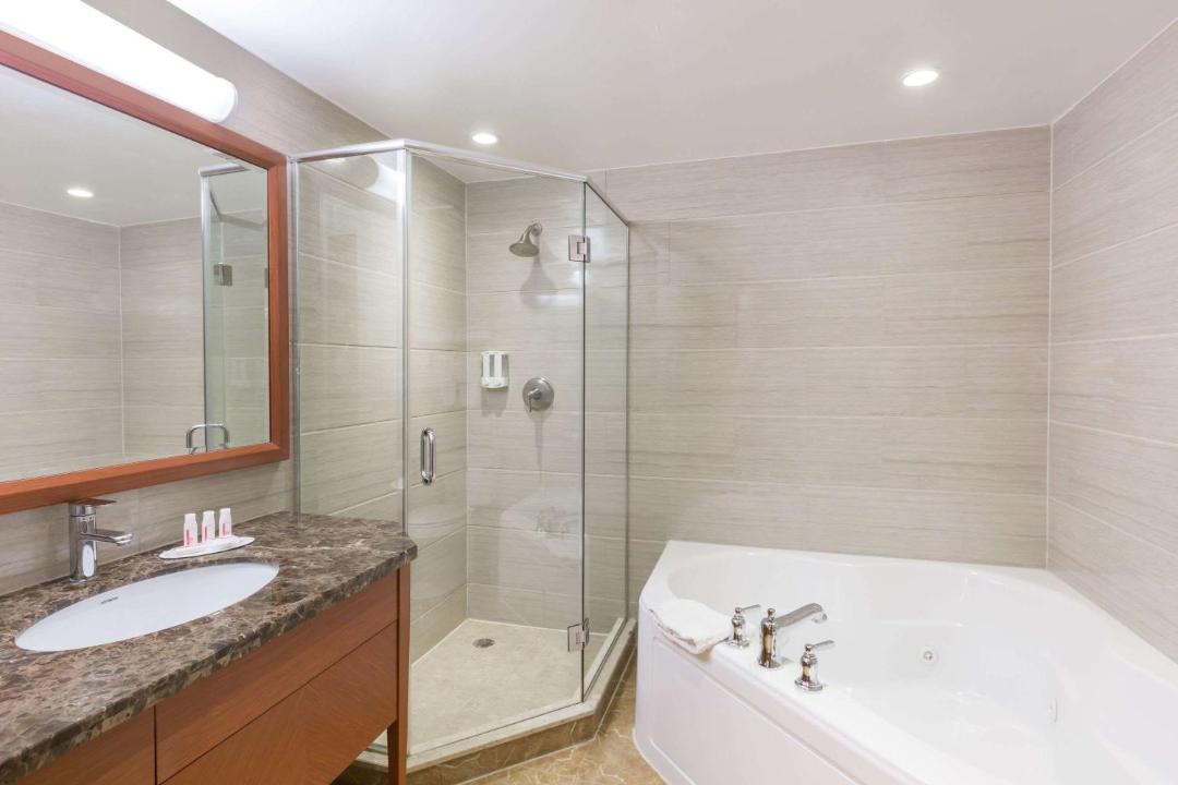 Photo of Bathroom in Flushing Chinatown