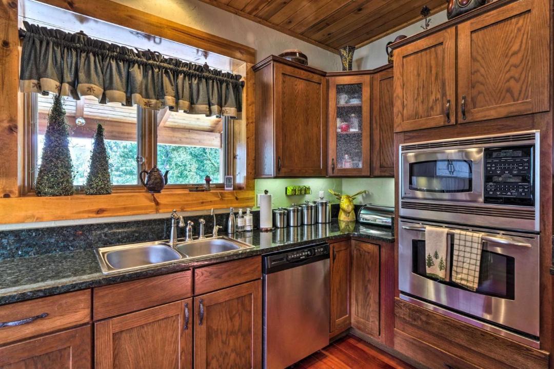 Photo of Kitchen in Michigan Hill