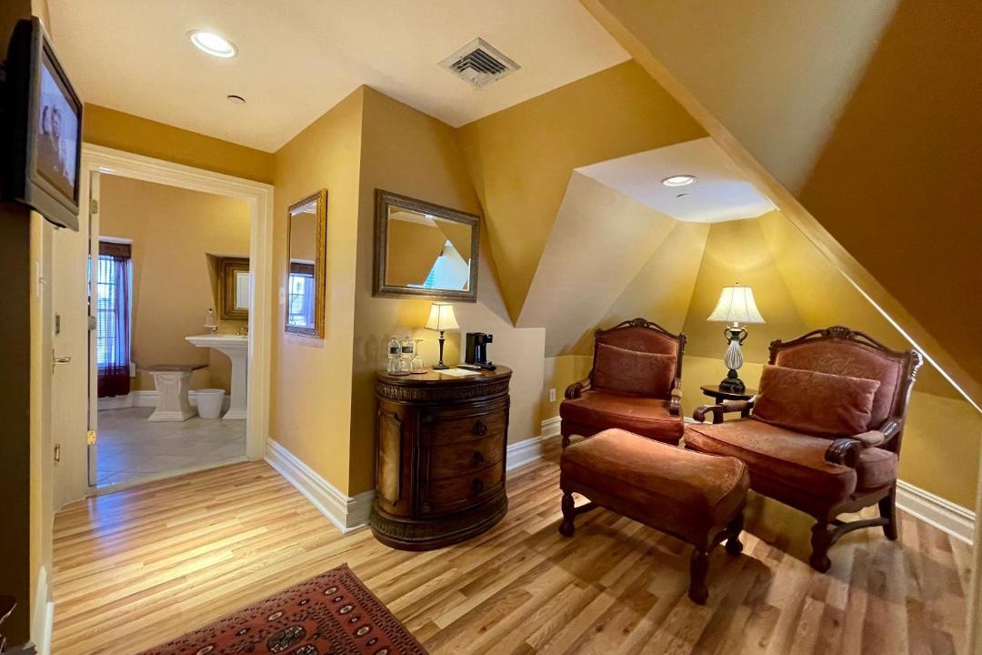 Photo of Livingroom in North End