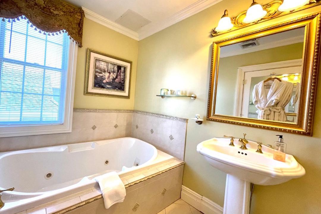 Photo of Bathroom in North End