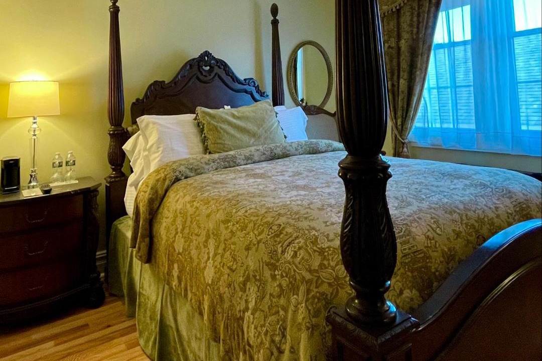 Photo of Bedroom in North End