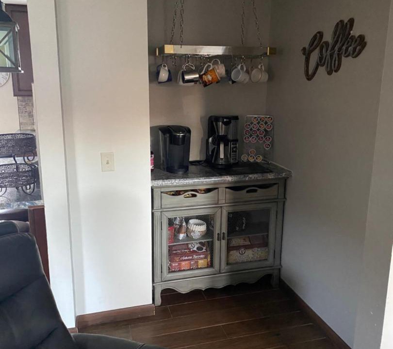 Photo of Livingroom in Reynolds Corners