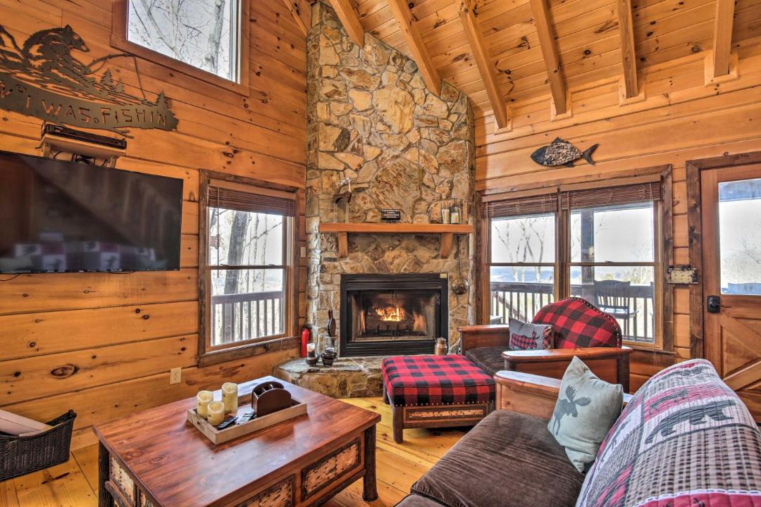 Photo of Livingroom in Blue Ridge