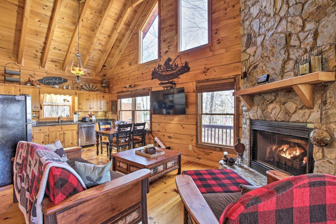 Photo of Livingroom in Blue Ridge