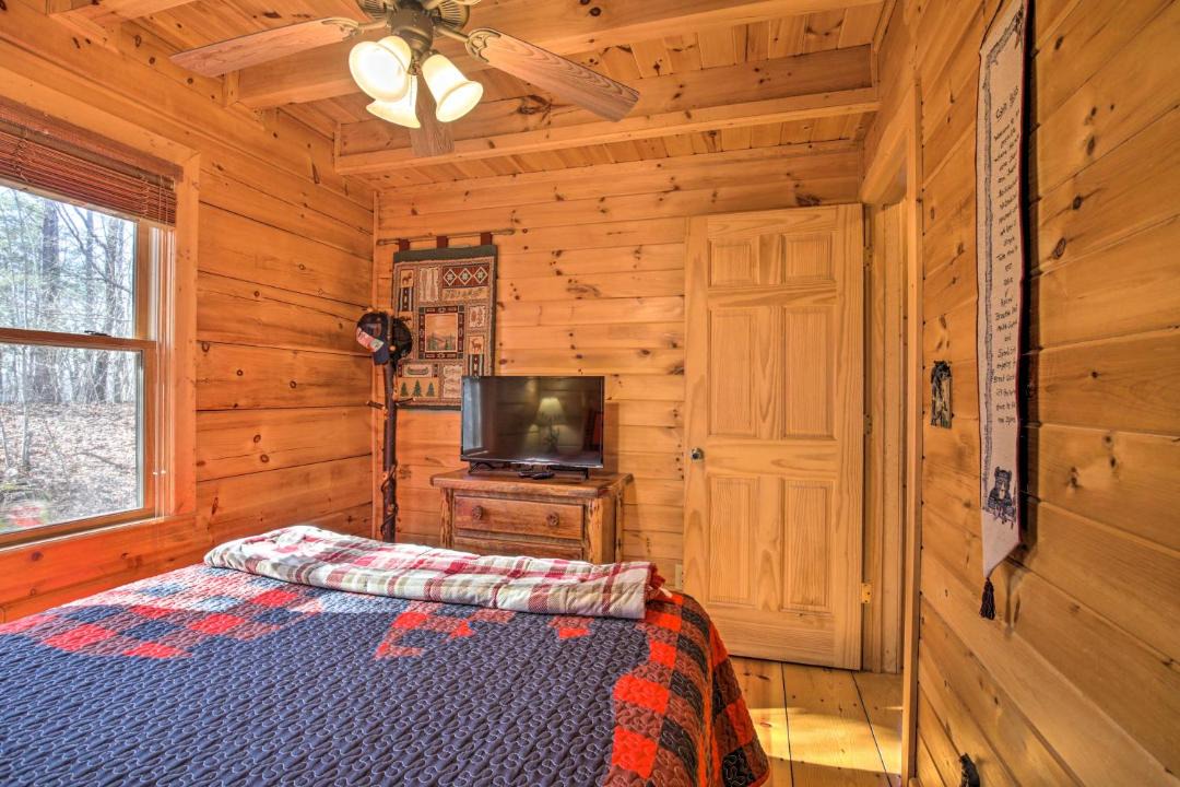 Photo of Bedroom in Blue Ridge