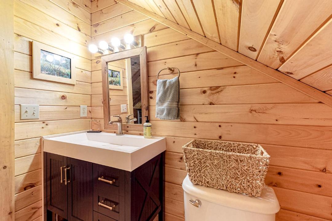 Photo of Bathroom in Blue Ridge