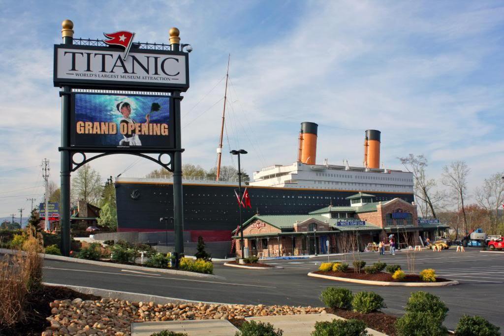 Photo of Buildings in Gatlinburg - Pigeon Forge