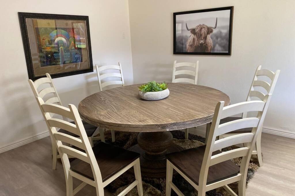 Photo of Livingroom in New Harmony