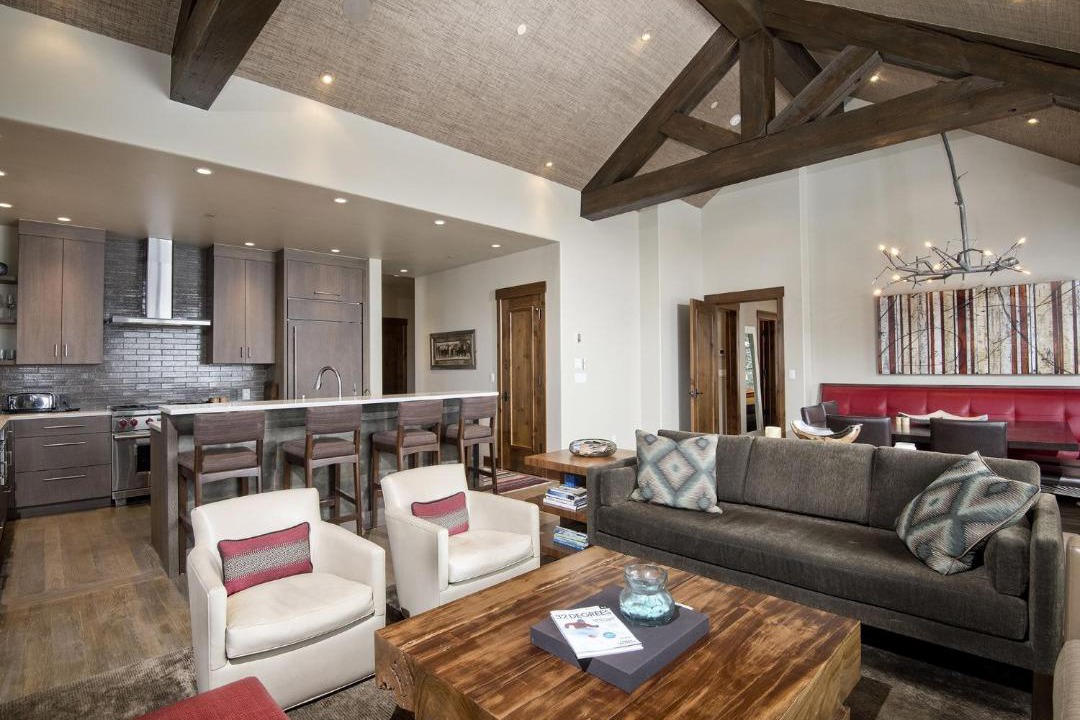 Photo of Livingroom in Avon