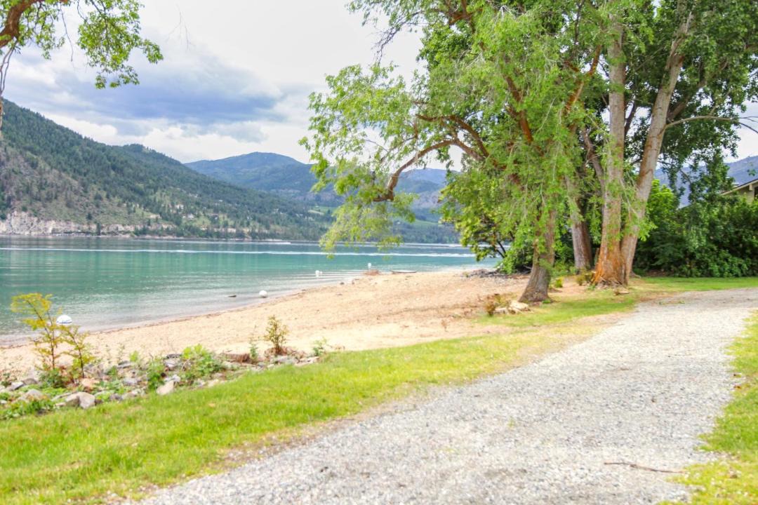 Photo of Others in Wapato Point