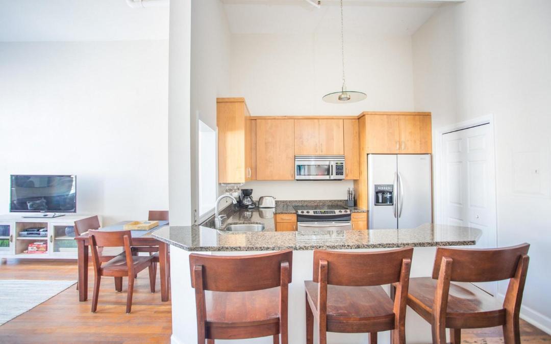Photo of Livingroom in Historic District - North