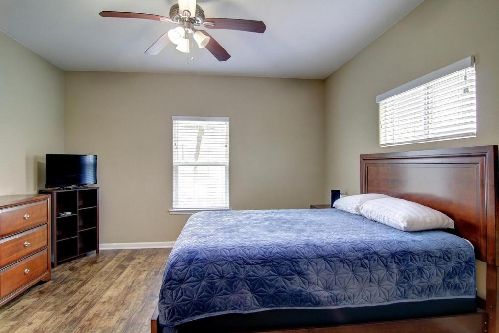 Photo of Bedroom in Safe Harbor