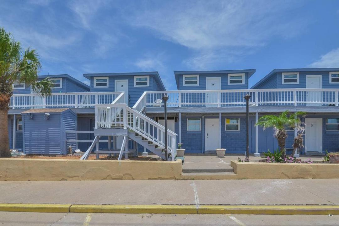 Photo of Buildings in San Jacinto