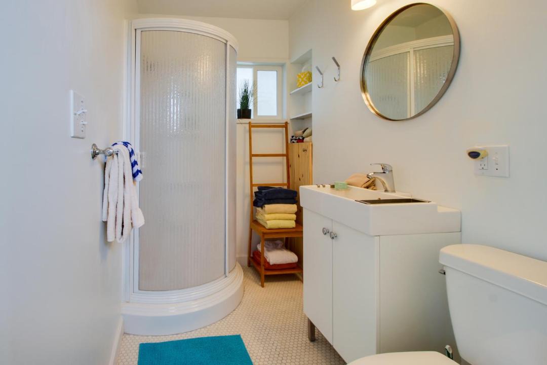 Photo of Bathroom in Rockaway Beach