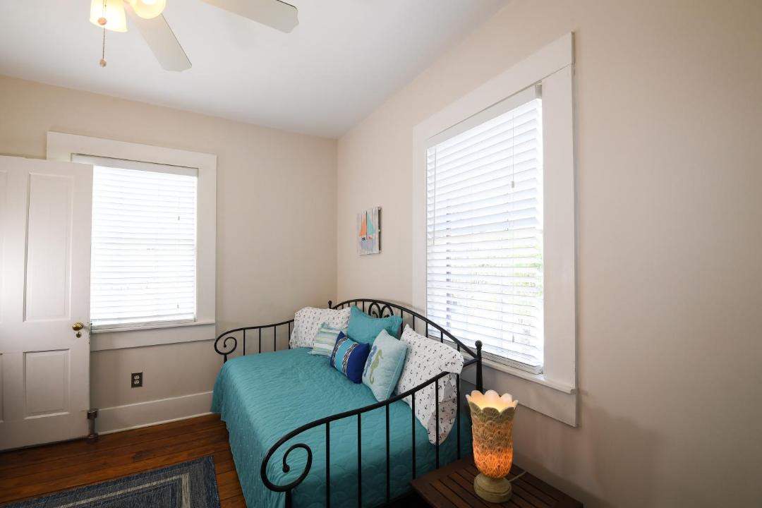Photo of Bedroom in San Jacinto