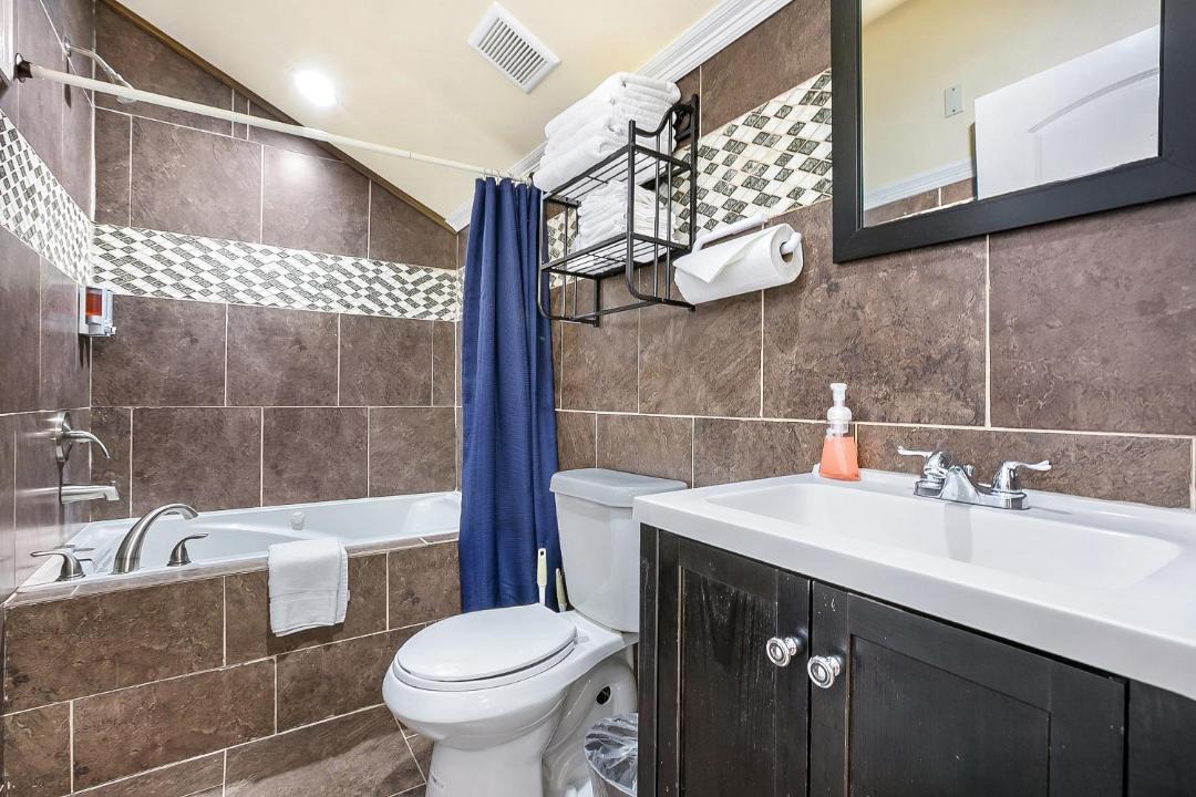 Photo of Bathroom in Faubourg Lafayette