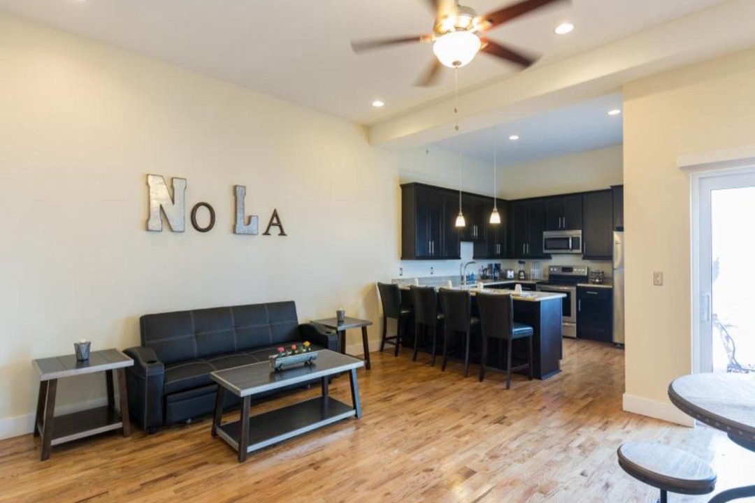 Photo of Livingroom in Central Business District