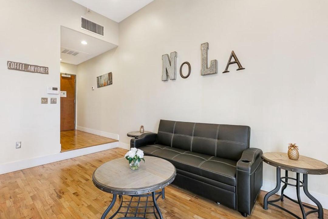 Photo of Livingroom in Central Business District