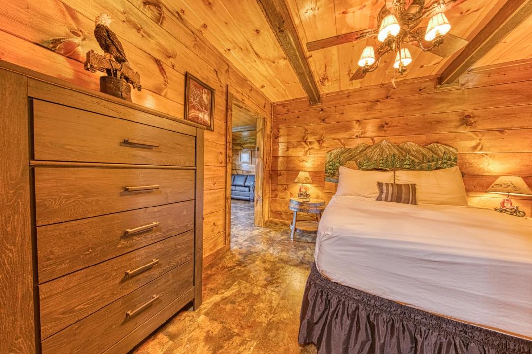Photo of Bedroom in Kodak