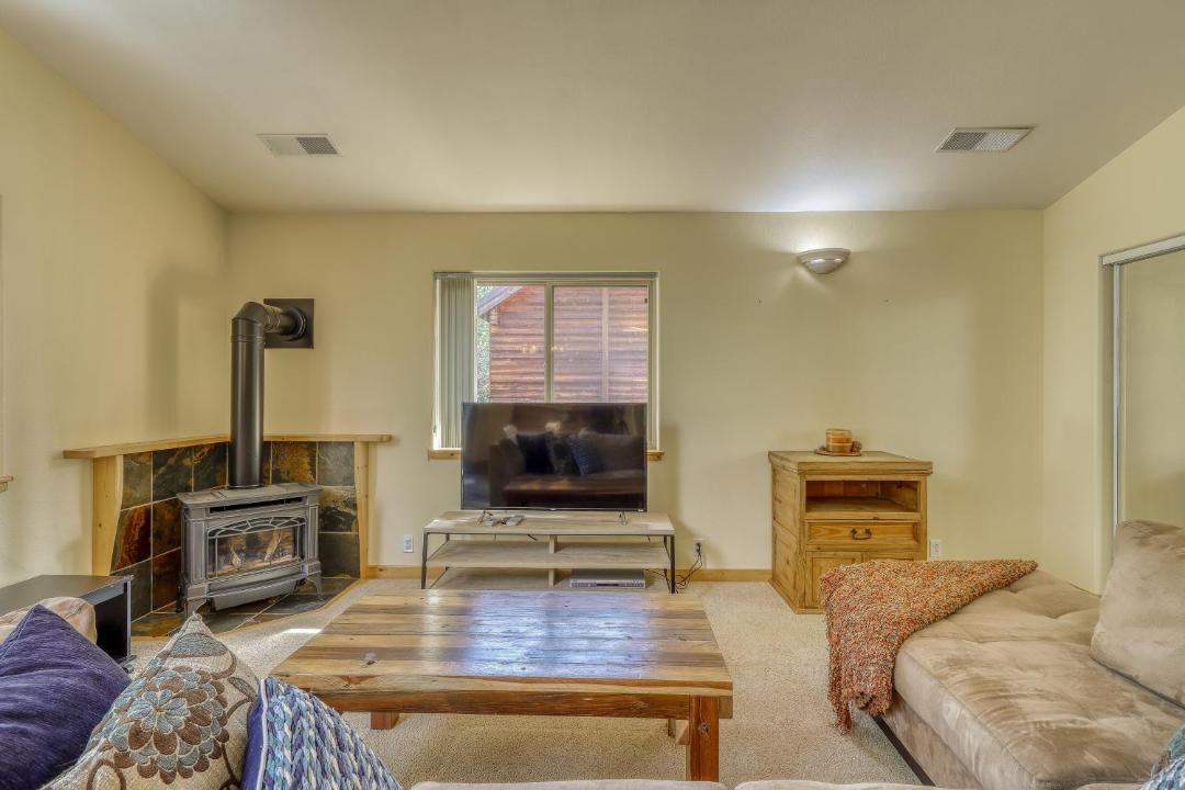Photo of Livingroom in Truckee