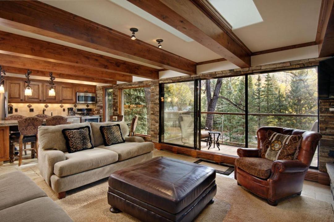 Photo of Livingroom in Aspen