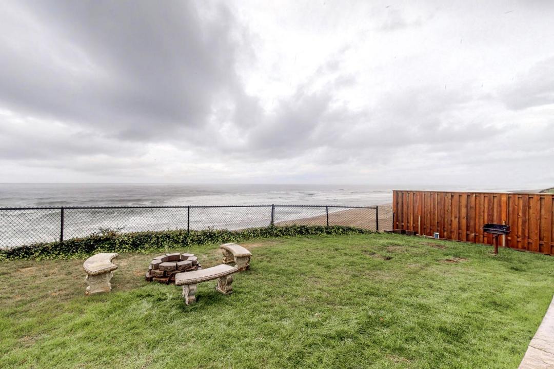 Photo of Others in Gleneden Beach