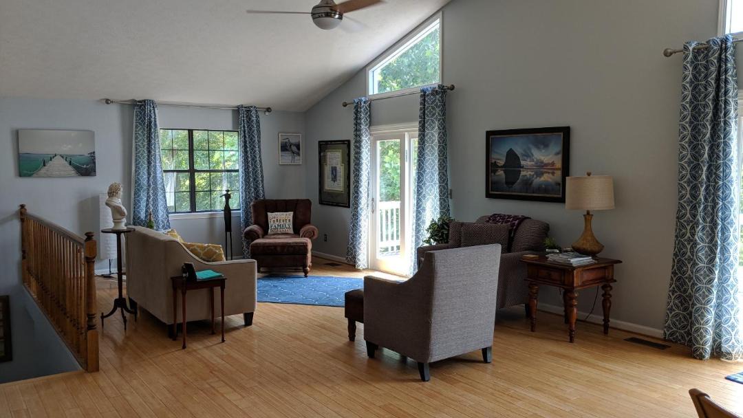 Photo of Livingroom in Lake Oconee