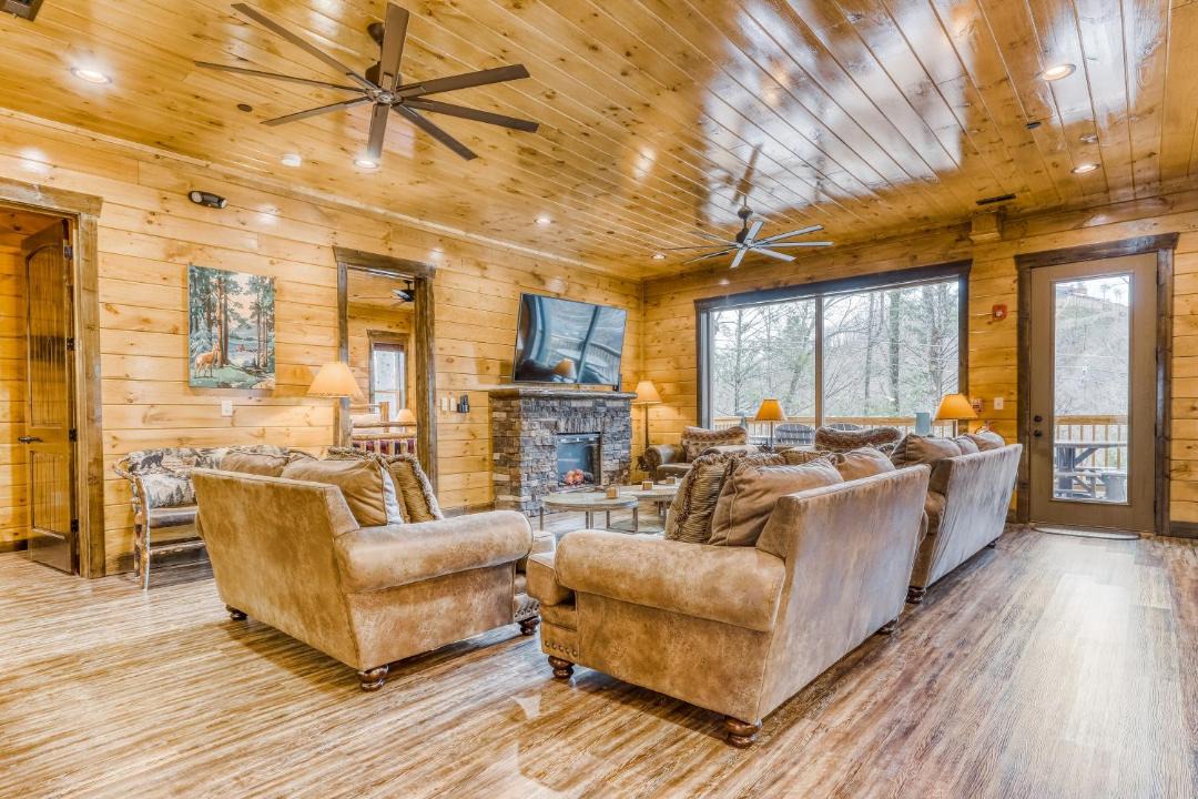 Photo of Livingroom in Gatlinburg