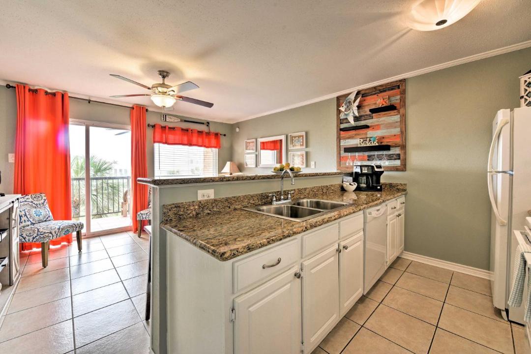 Photo of Kitchen in Galveston