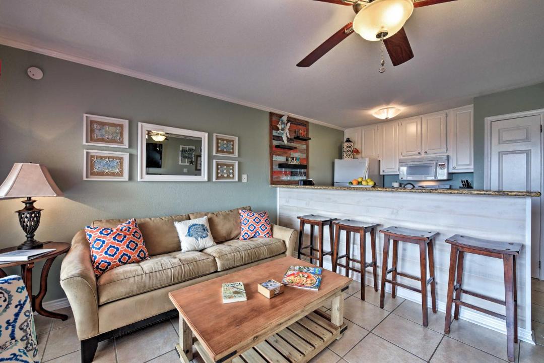 Photo of Livingroom in Galveston