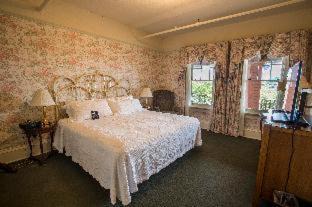 Photo of Bedroom in Central Boulder