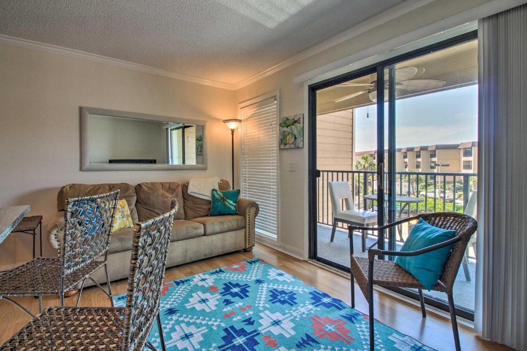 Photo of Livingroom in Folly Field