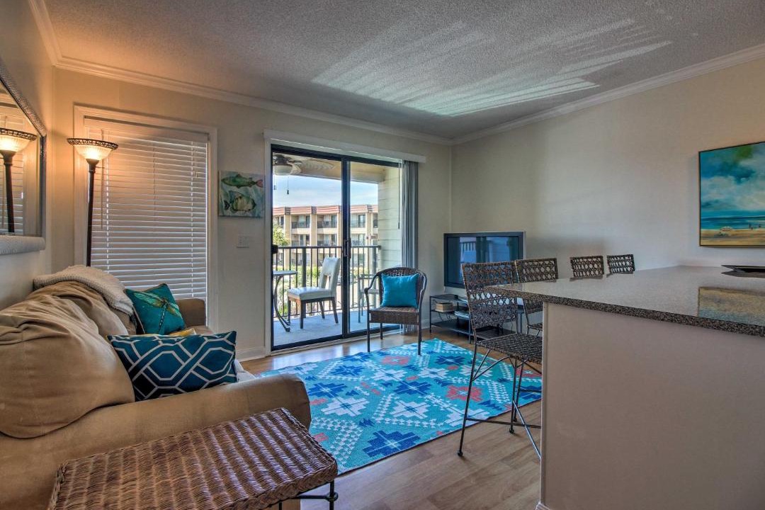 Photo of Livingroom in Folly Field