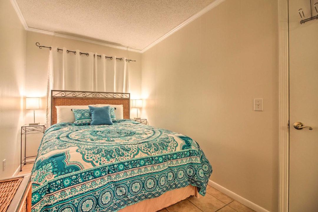 Photo of Bedroom in Folly Field