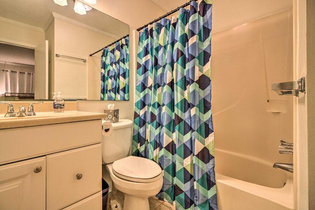 Photo of Bathroom in Folly Field