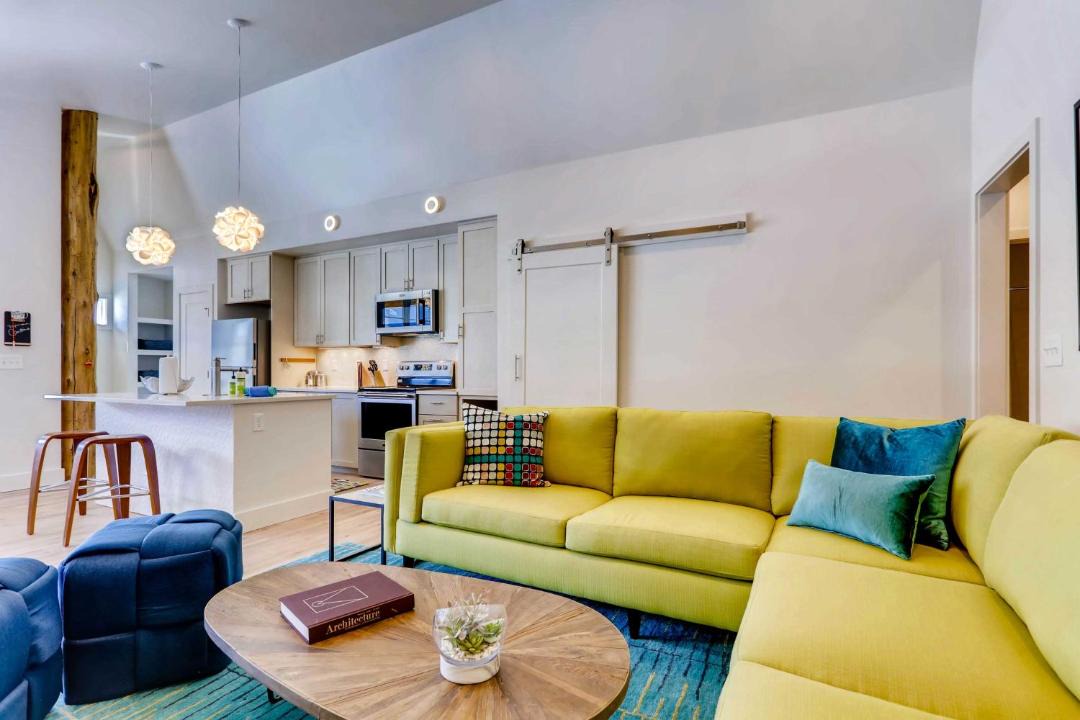 Photo of Livingroom in Grand Lake