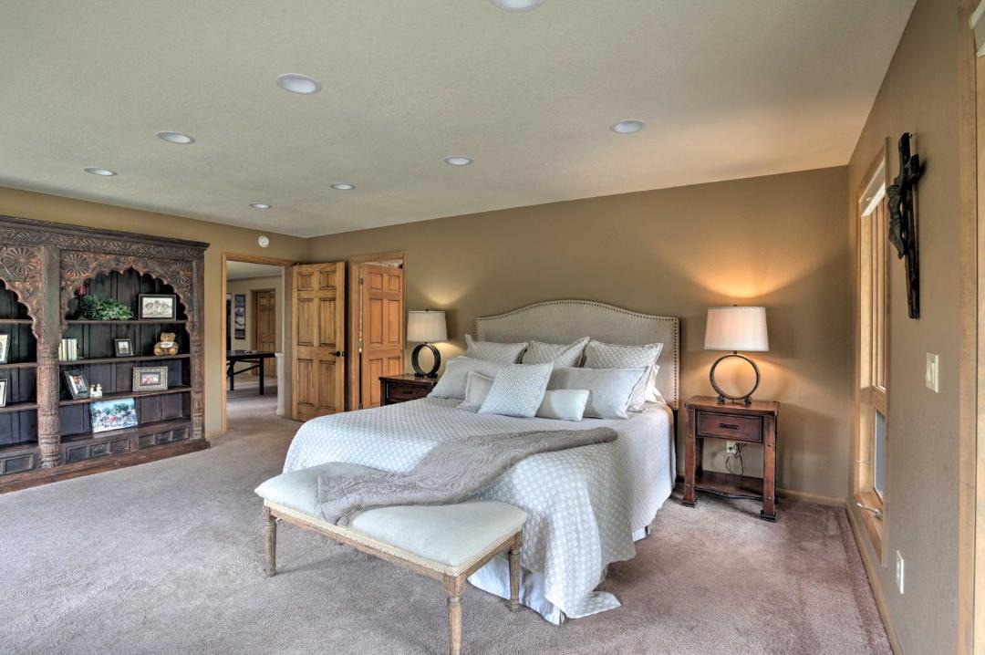 Photo of Bedroom in Evergreen