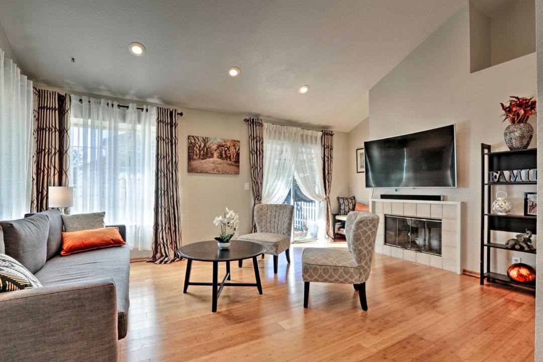 Photo of Livingroom in East San Jose