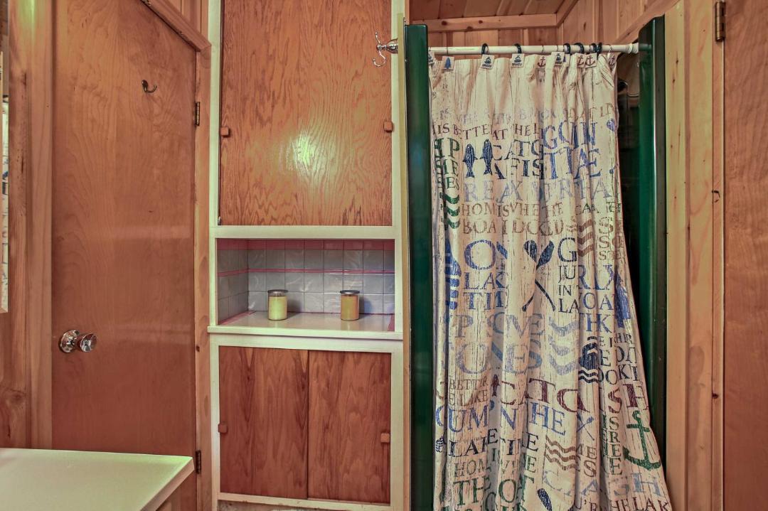 Photo of Bathroom in Burt Lake