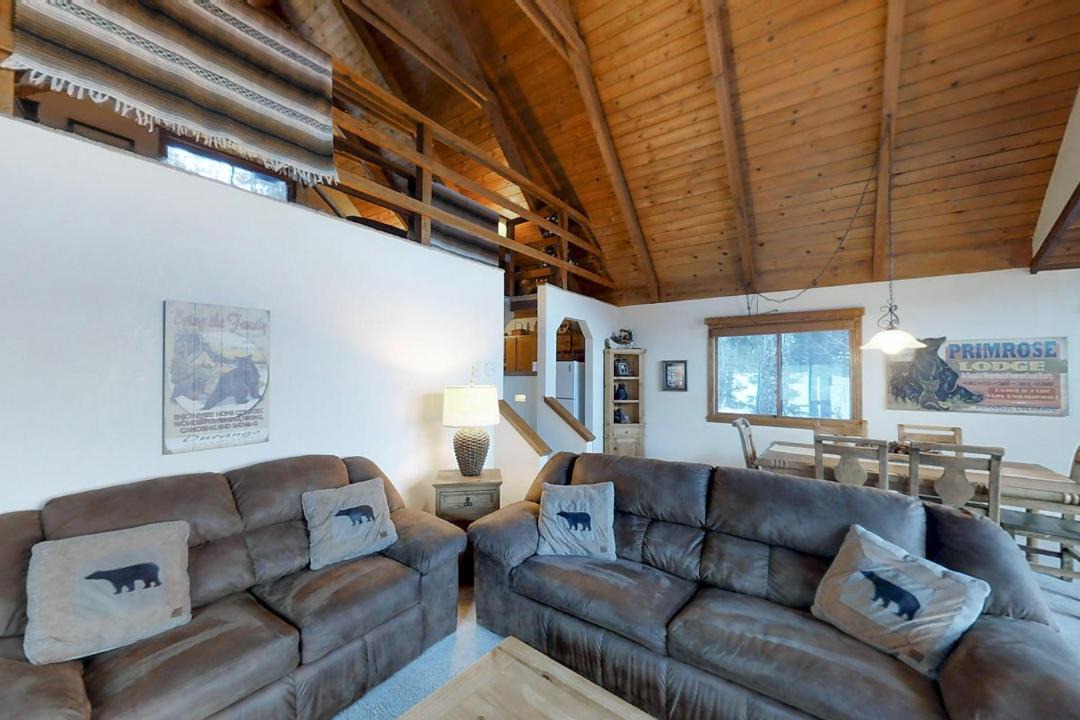 Photo of Livingroom in Purgatory