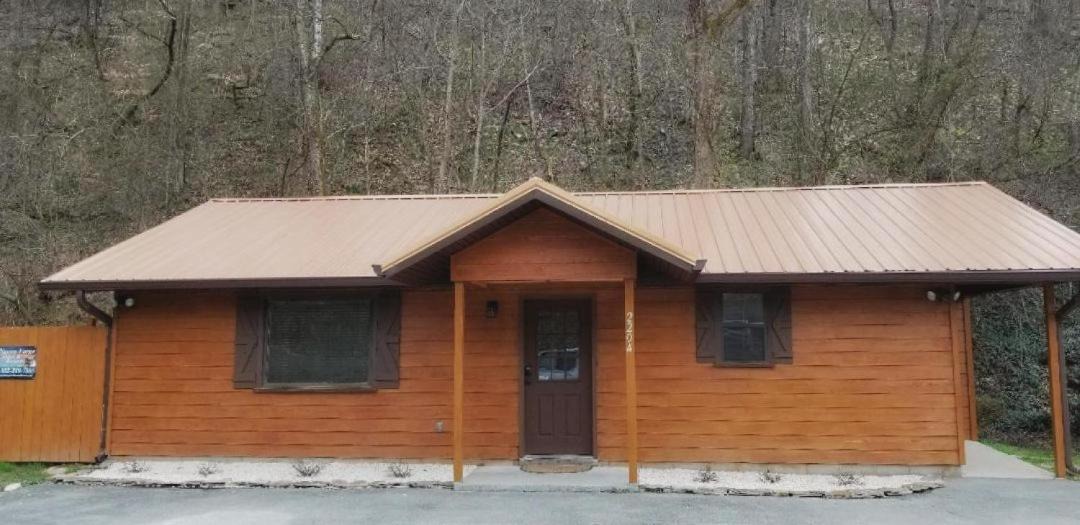 Photo of Buildings in Pigeon Forge