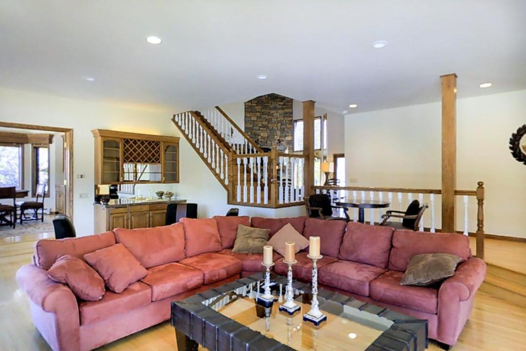 Photo of Livingroom in Keystone