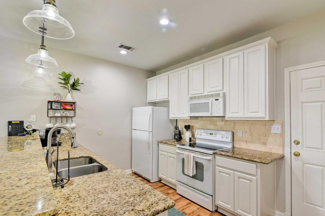 Photo of Kitchen in Terramar Beach