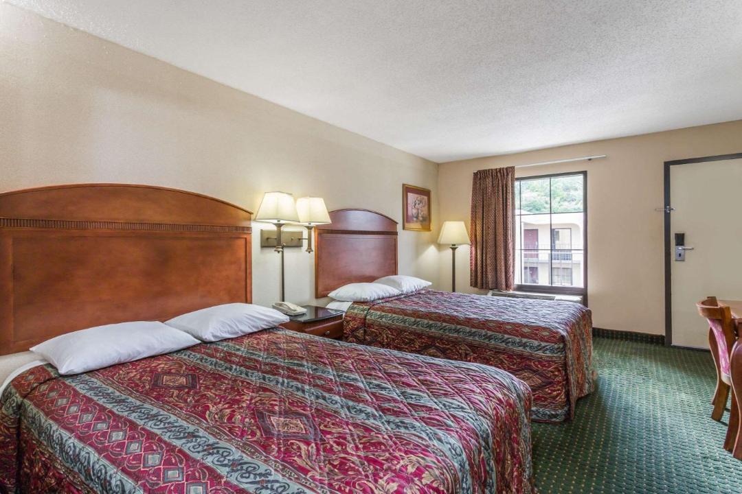 Photo of Bedroom in Camp Springs