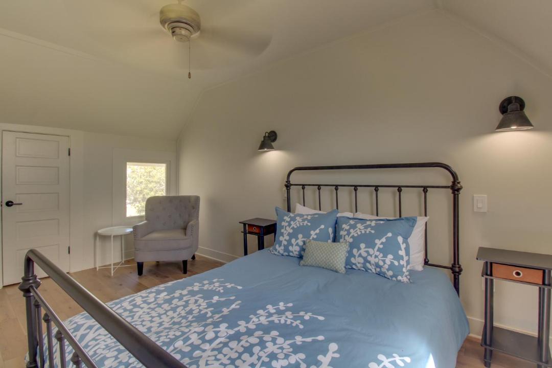 Photo of Bedroom in Anacortes